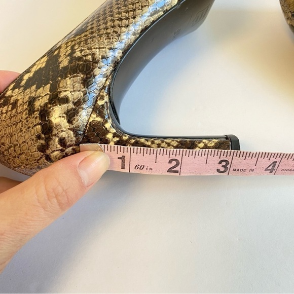 Charles Jourdan Paris Snakeskin Pumps Vintage Reptile Print Leather Heels 8.5 - Picture 11 of 11